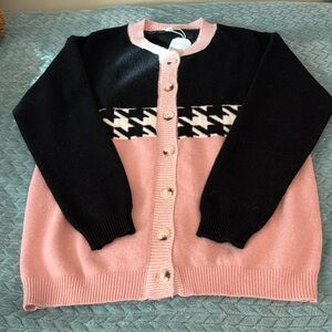 Beautiful Solid/ Check Sweater